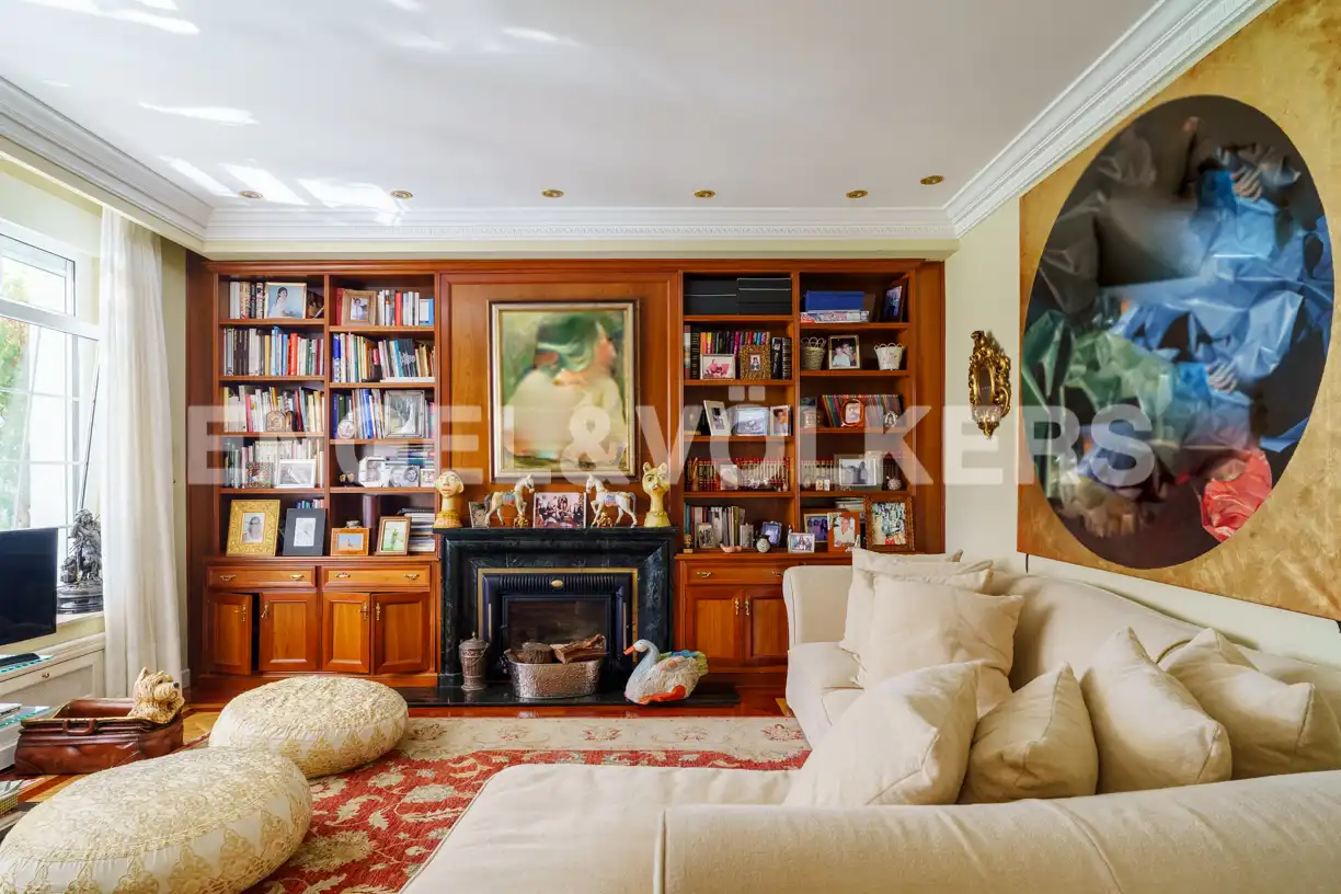 Sala d'estar de Casa o xalet en venda en Gijón  amb Calefacció, Parquet i Terrassa