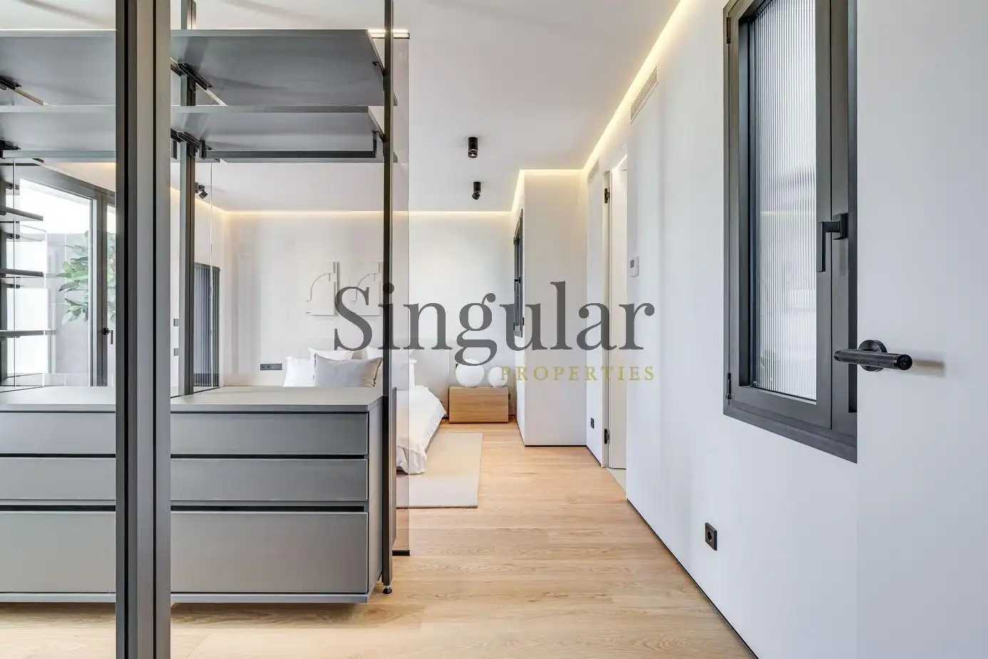 Habitación de Piso en venta en Barcelona con Calefacción, Terraza y Balcón