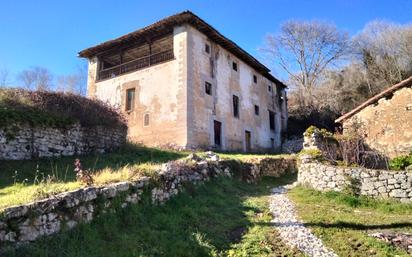 Vista exterior de Casa o xalet en venda en Onís amb Balcó