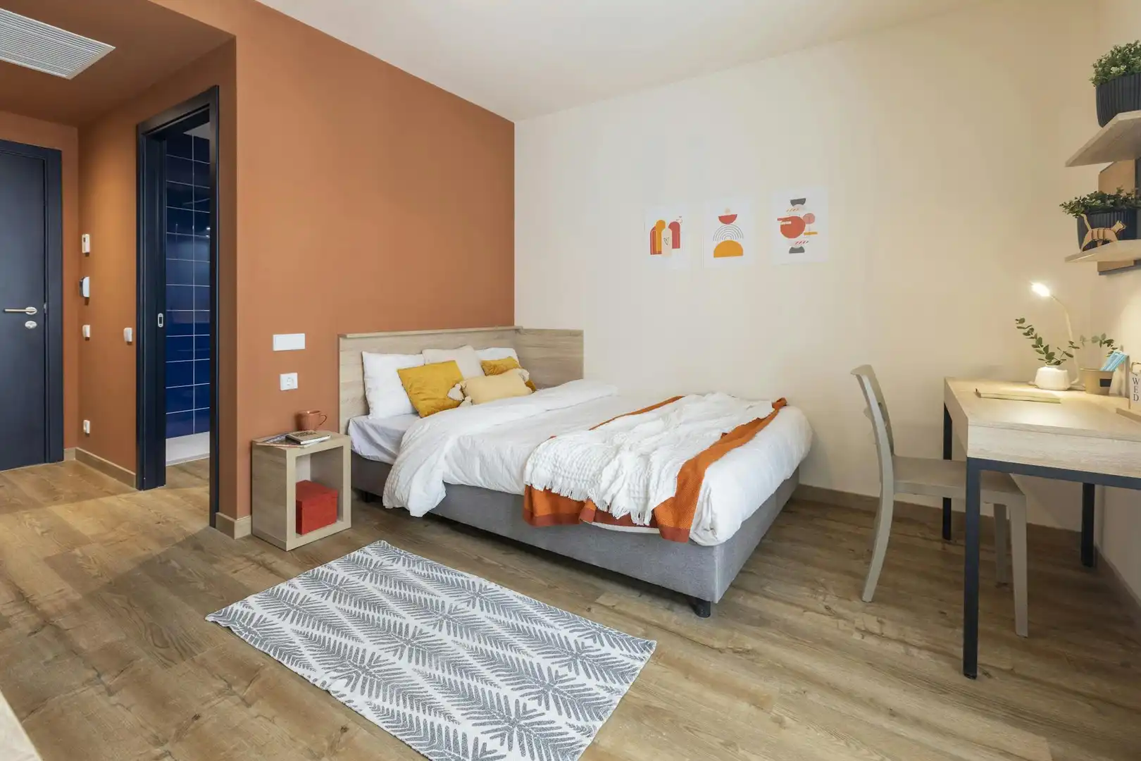 Bedroom of Flat for rent in Valencia  with Air Conditioner, Heating and Furnished