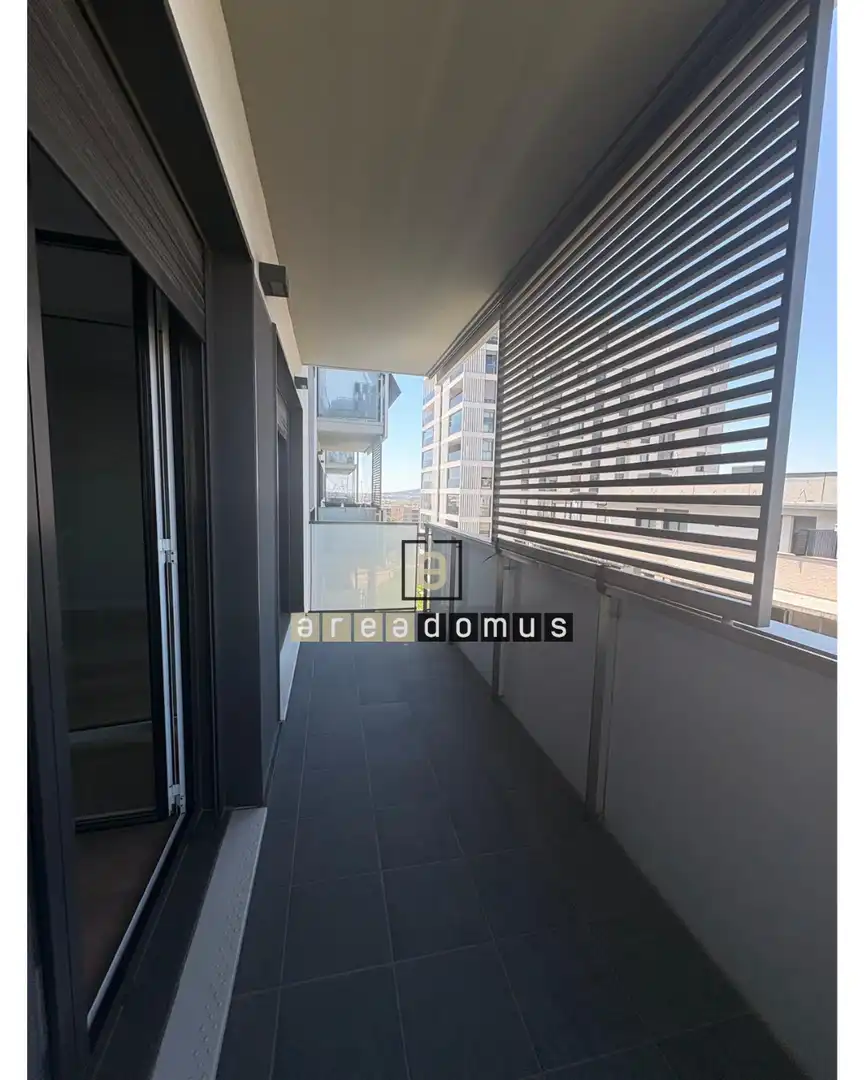 Terraza de Piso en venta en Sant Feliu de Llobregat con Calefacción, Jardín privado y Piscina