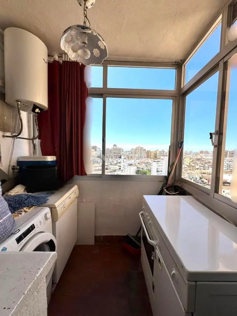 Habitación de Piso en venta en Fuengirola con Balcón
