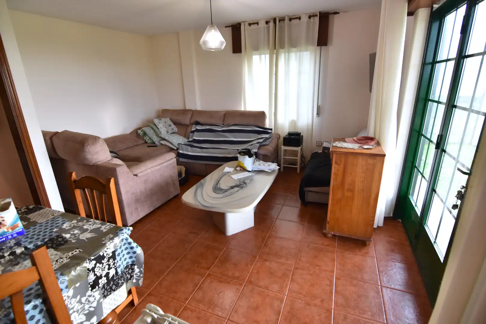 Sala de estar de Casa o chalet en venta en Pontedeume con Calefacción, Jardín privado y Parquet