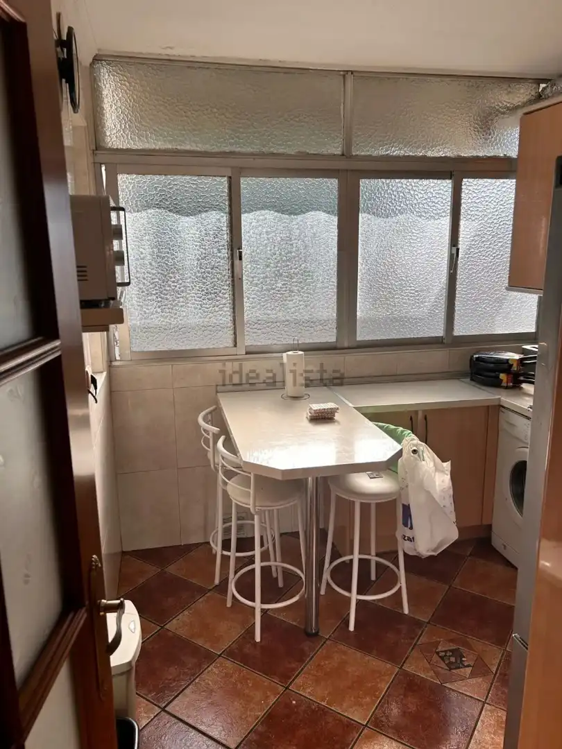 Cocina de Piso de alquiler en Granada con Aire acondicionado, Calefacción y Amueblado