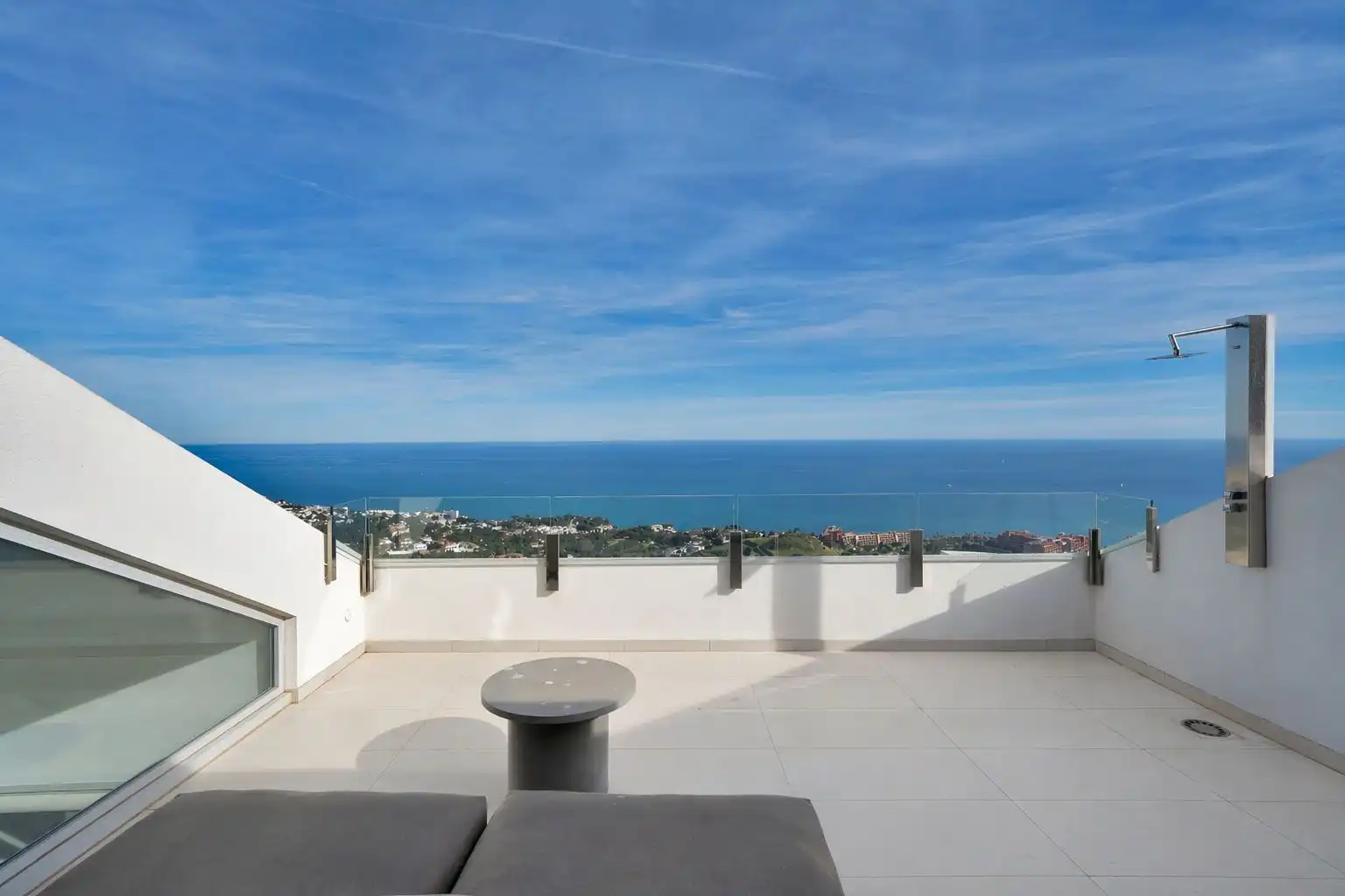 Terraza de Ático en venta en Benalmádena con Jardín privado, Alarma y Piscina comunitaria