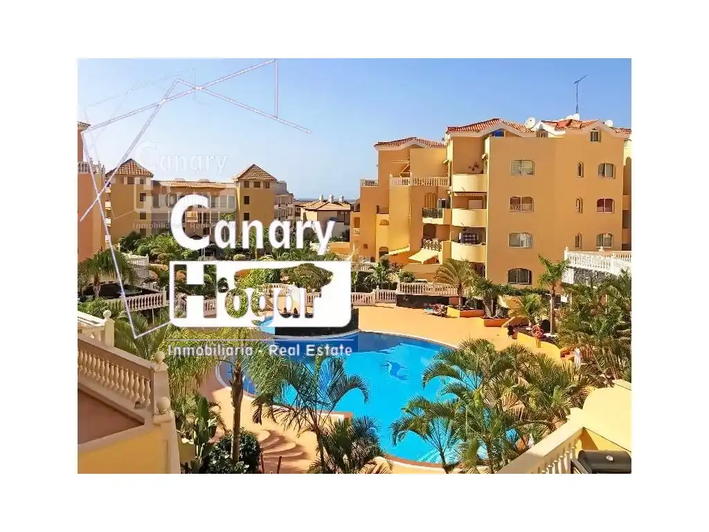 Ático con terraza en venta en Calle Marea