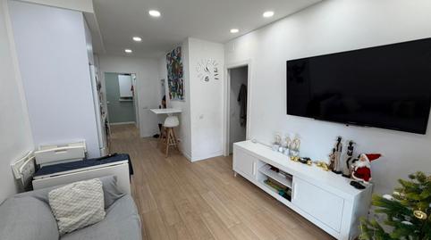 Foto 2 de Pis en venda a Carrer D'àngel Guimerà, 64, Sant Crist, Barcelona