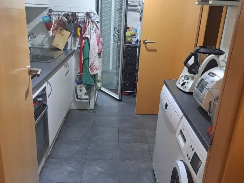 Cocina de Piso en venta en  Madrid Capital con Aire acondicionado y Balcón