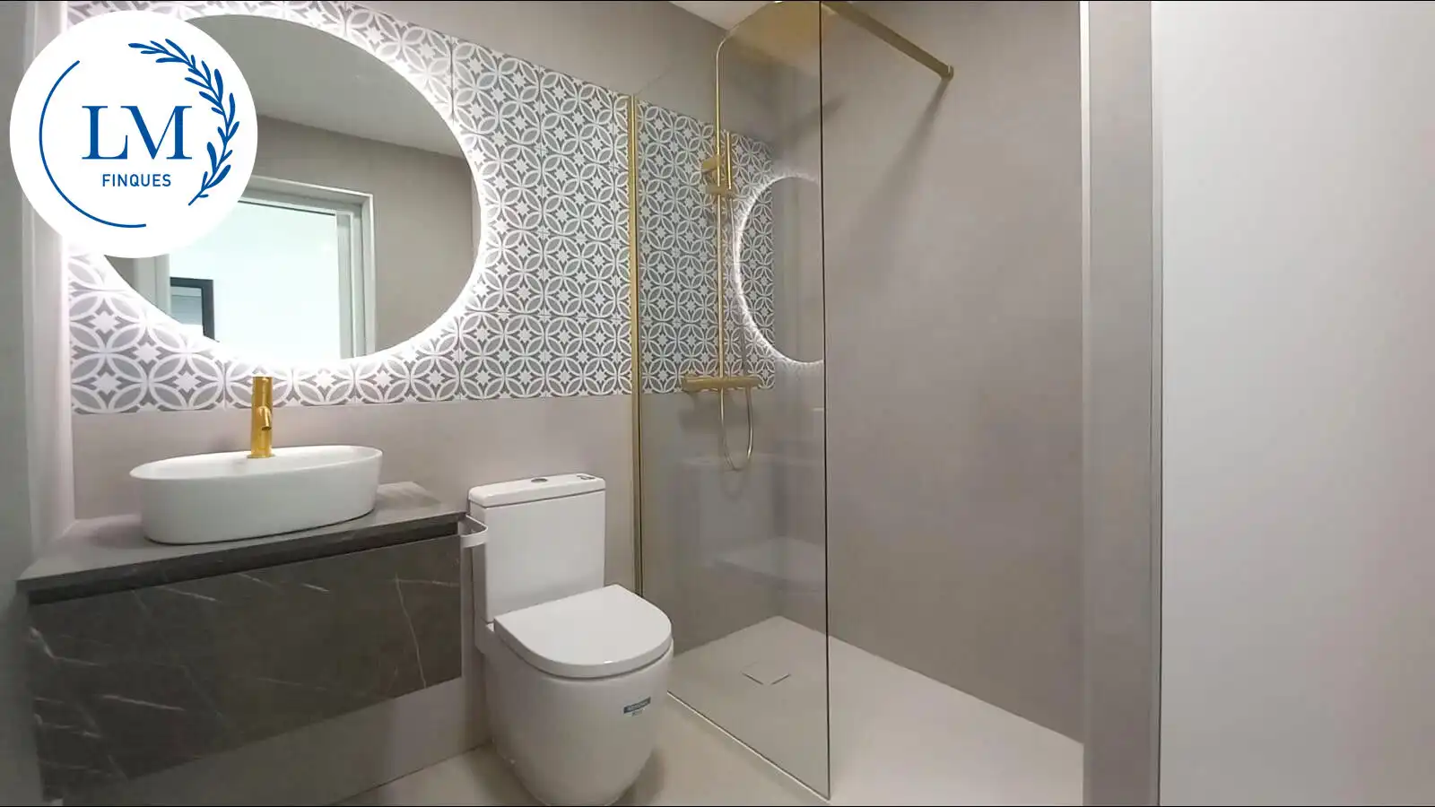 Ground floor for sale in Centre Vila