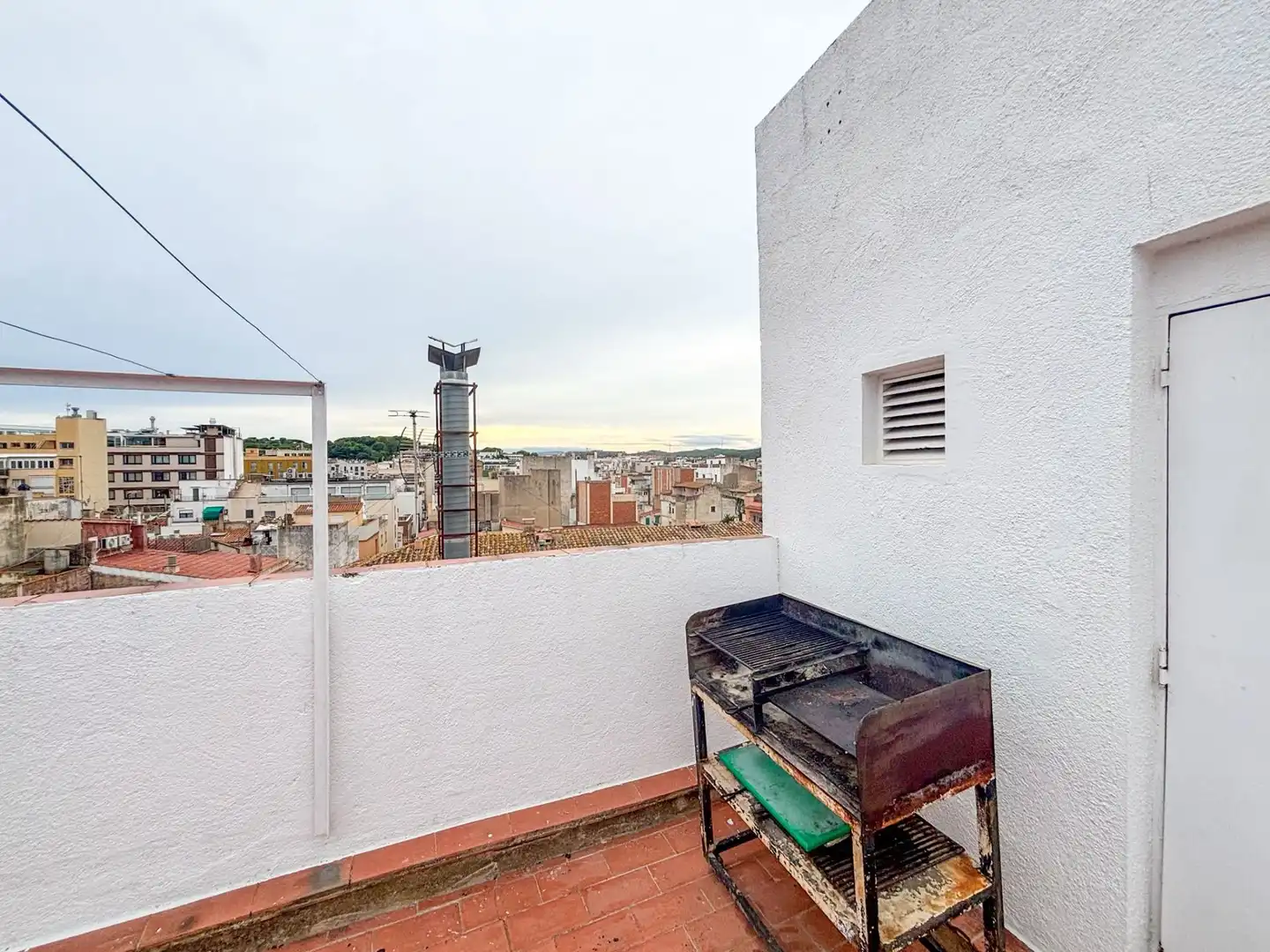 Terrasse von Maisonette zum Verkauf in Lloret de Mar mit Klimaanlage, Heizung und Abstellraum