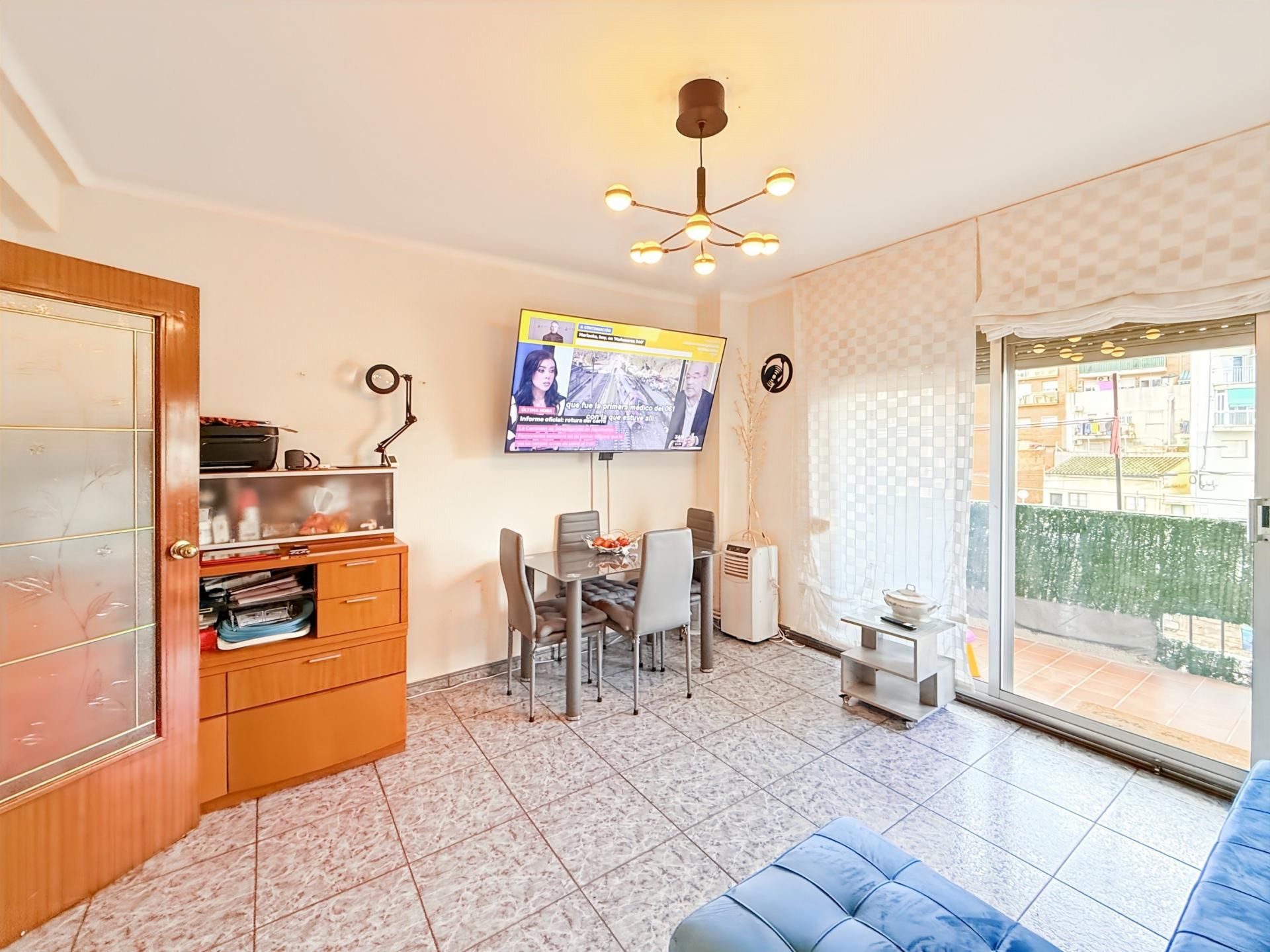 Living room of Flat for sale in Sant Vicenç Dels Horts  with Heating and Balcony