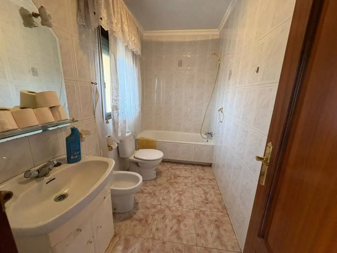Bathroom of Houses for sale in Tenebrón  with Private garden and Terrace
