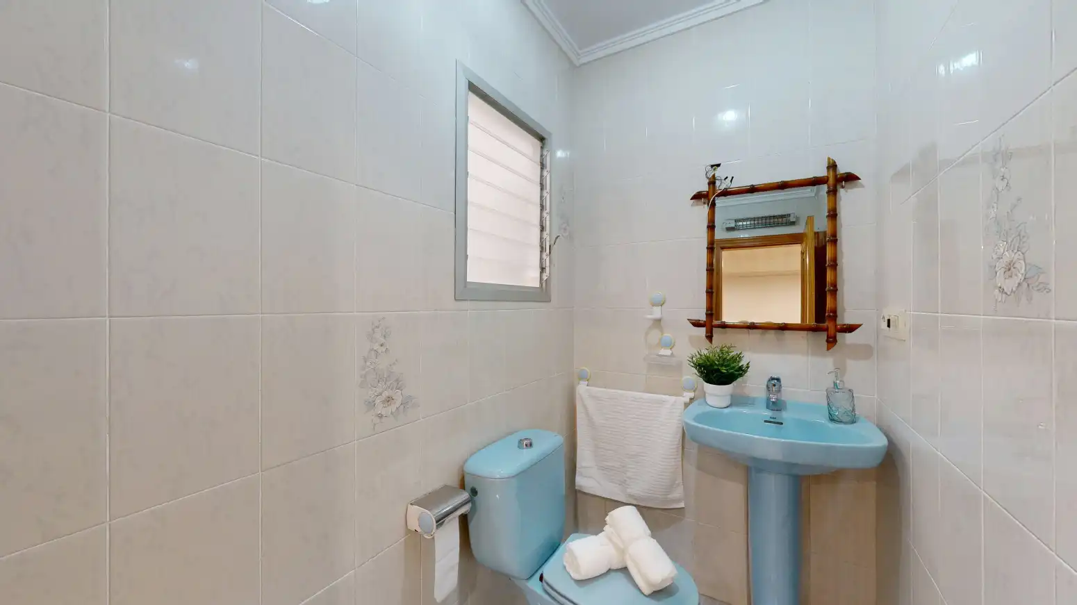 Baño de Piso en venta en Riba-roja de Túria con Terraza