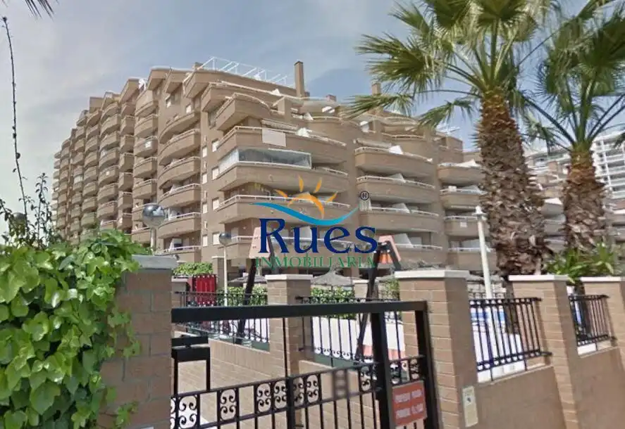 Pis en venda a Calle AMPLARIES, Costa Marina