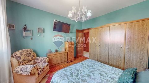 Foto 3 de Casa o xalet en venda a Lugar Espiñeira, Aldán, Cangas