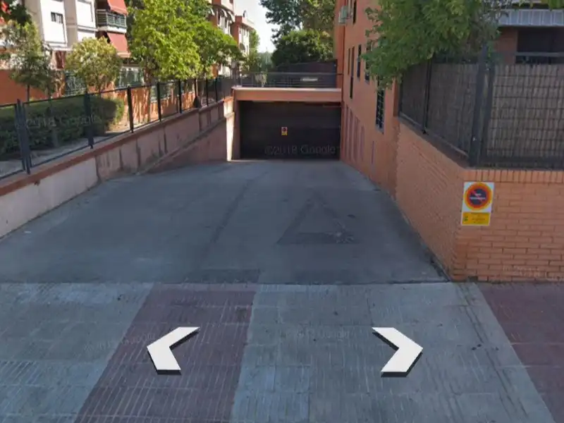 Parking of Garage for rent in Alcorcón  with Alarm