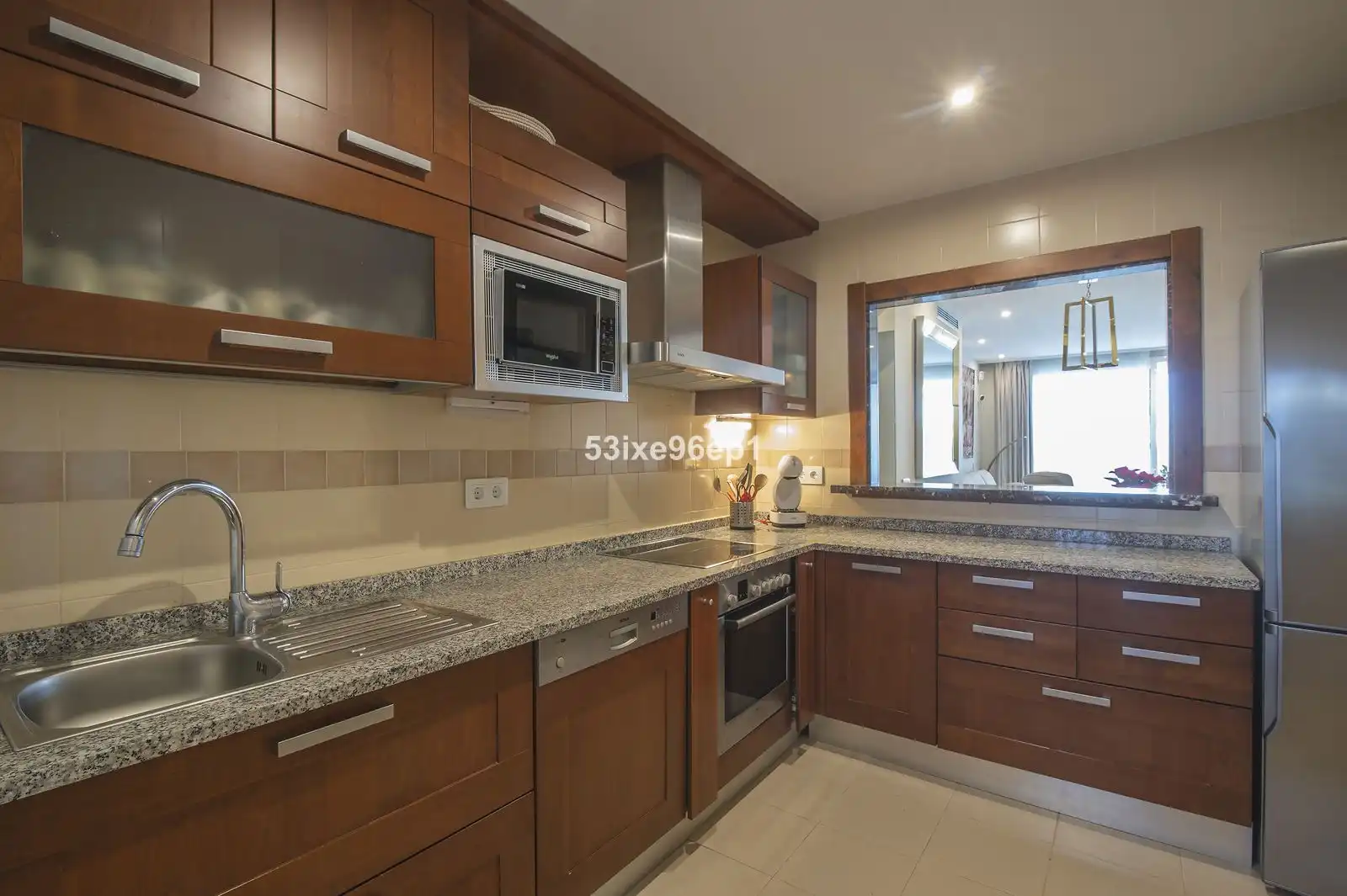 Cuina de Apartament en venda en Benahavís amb Traster, Moblat i Piscina comunitària