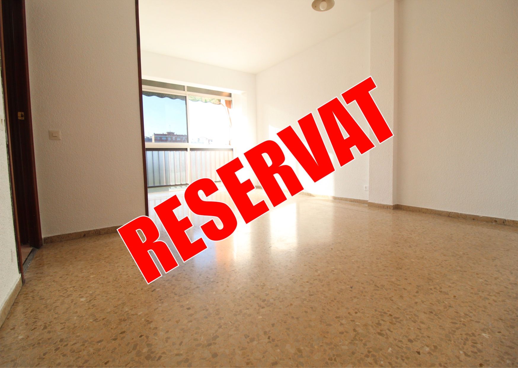 Flat for sale in  Barcelona Capital  with Air Conditioner, Heating and Oven