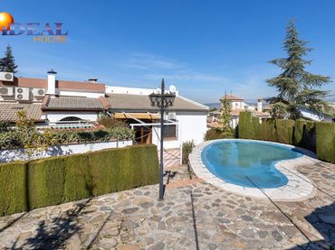 Villa mit Balkon zum Verkauf in Avenida BERMEJALES DE LOS