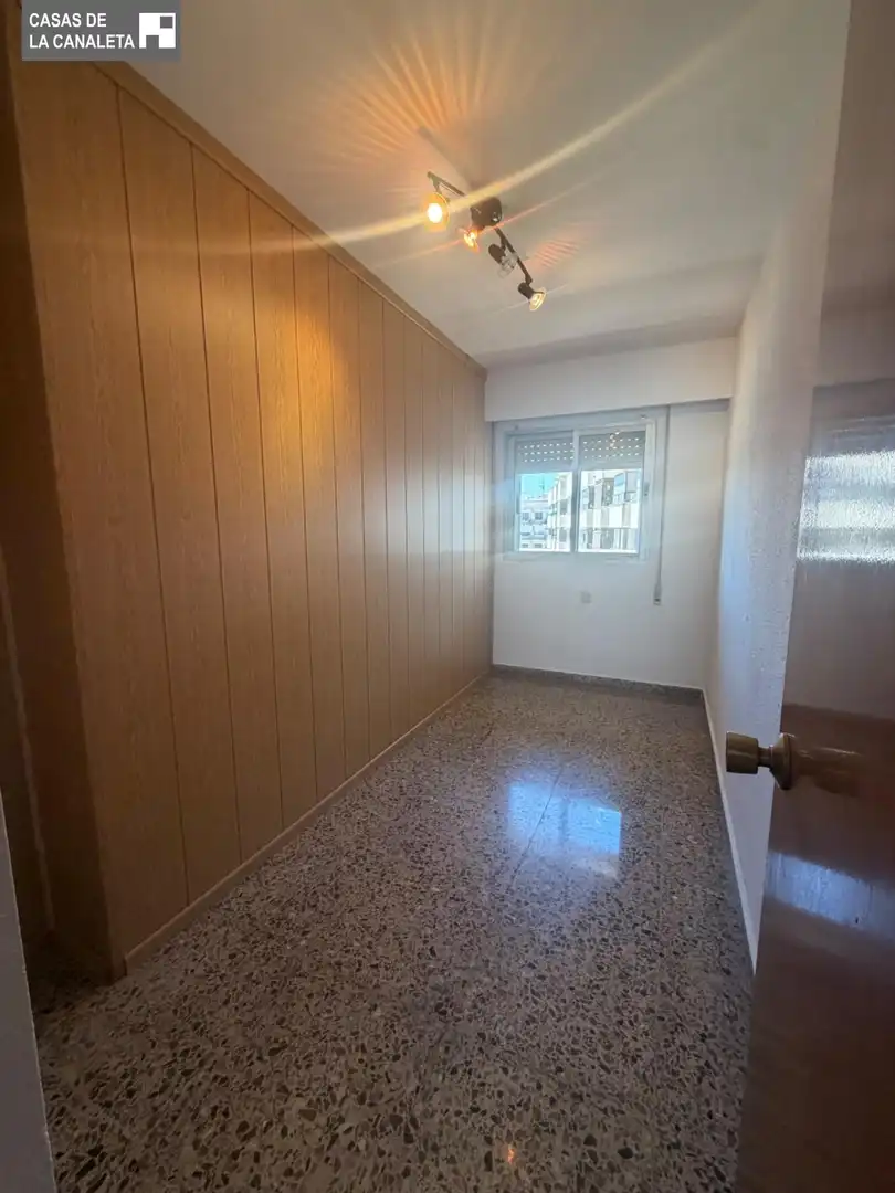Habitación de Piso en venta en Valencia con Aire acondicionado y Balcón