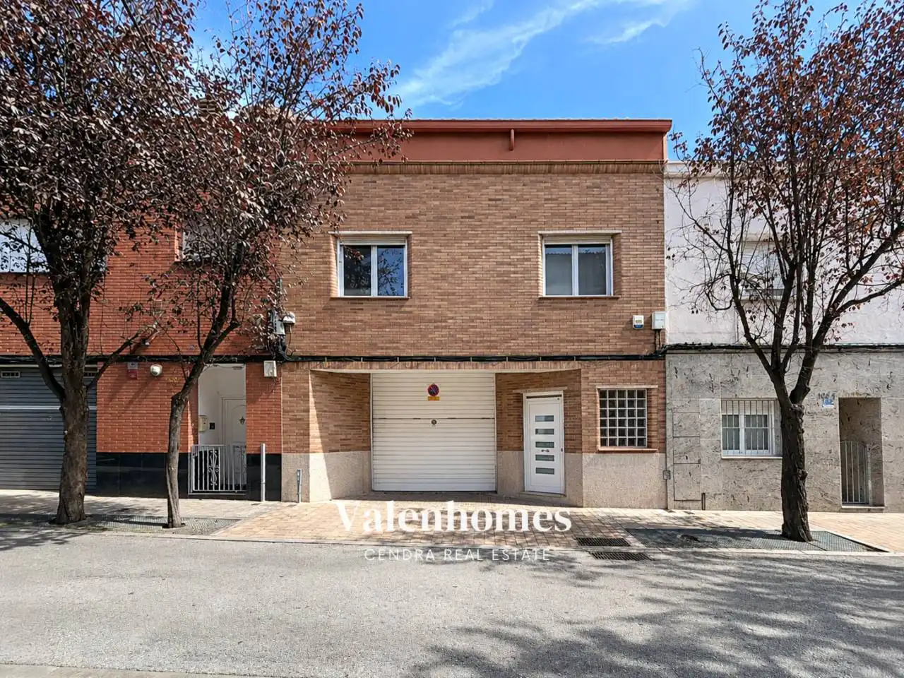 Vista exterior de Casa o chalet en venta en Terrassa con Aire acondicionado, Calefacción y Terraza