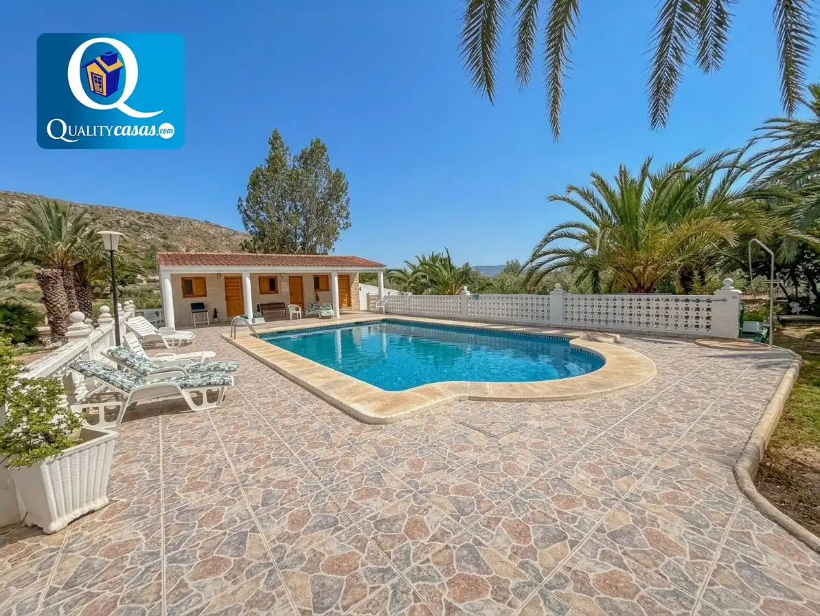 Xalet amb piscina en venda a San Crispín - Huerta Nueva-Estación, imagen 2