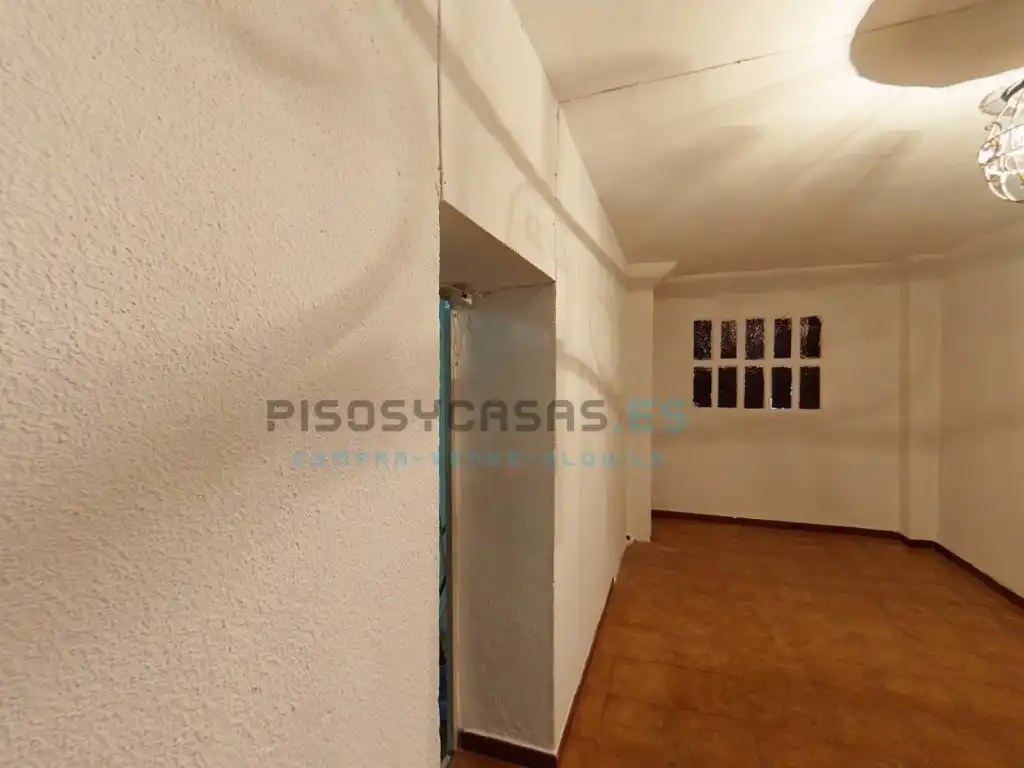 Casa con terraza en venta en Calle Democracia 4, imagen 15