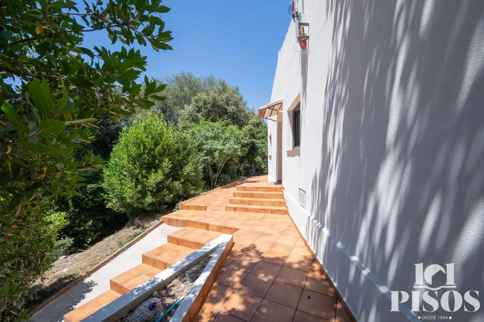 Terrassa de Casa o xalet en venda en Sant Cugat del Vallès amb Aire condicionat, Calefacció i Jardí privat