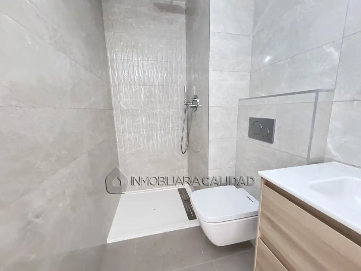 Badezimmer von Wohnung zum Verkauf in Santa Pola mit Heizung