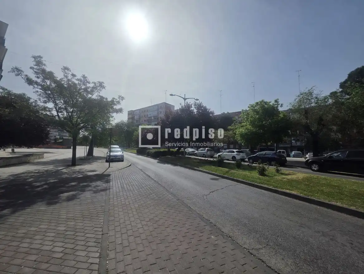 Vista exterior de Piso en venta en Alcorcón con Aire acondicionado, Calefacción y Terraza