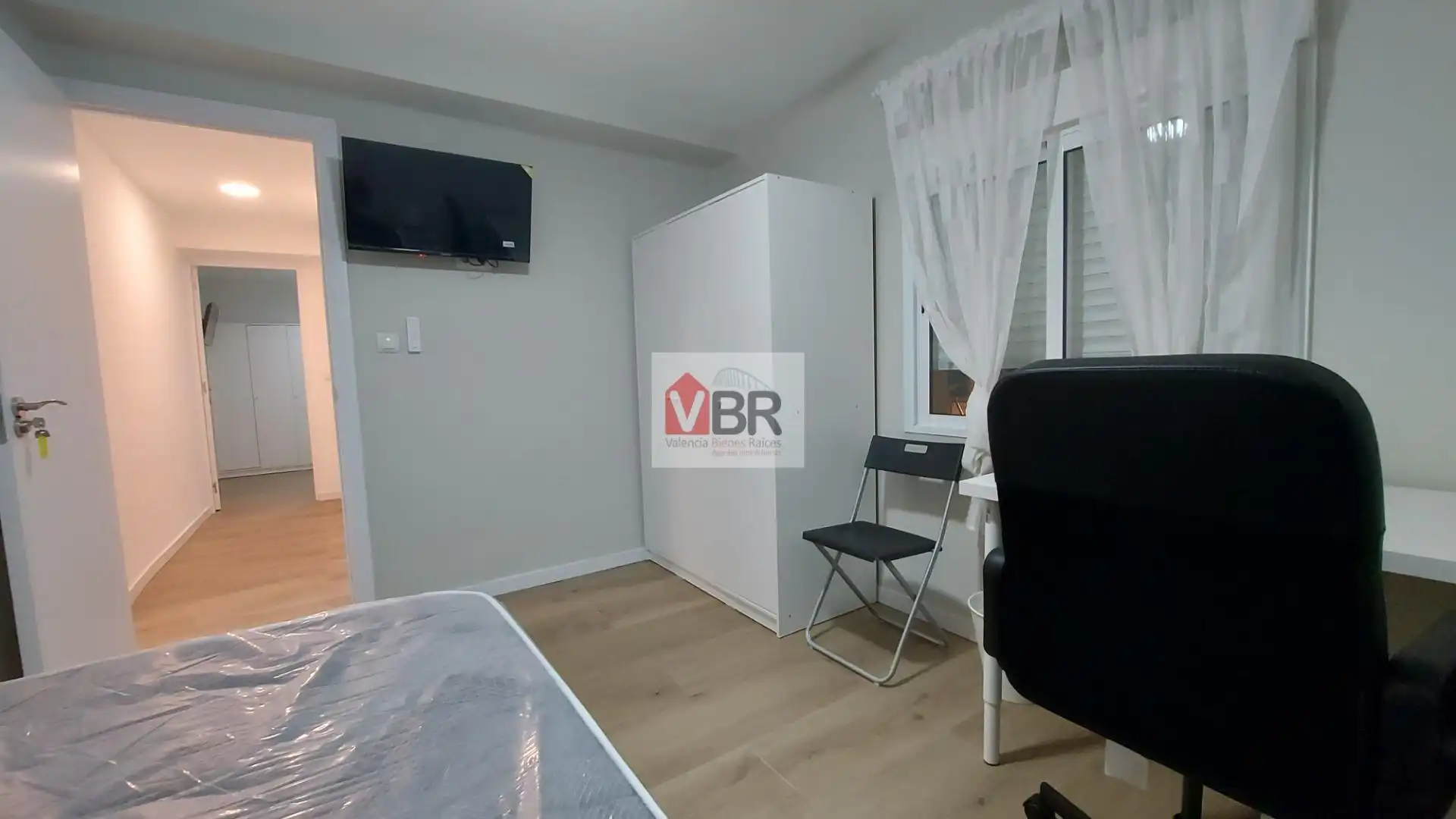 Bedroom of Flat for rent in Valencia  with Furnished