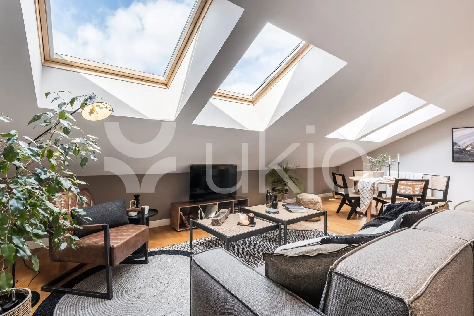 Apartament amb ascensor de lloguer a Calle de Alcalá