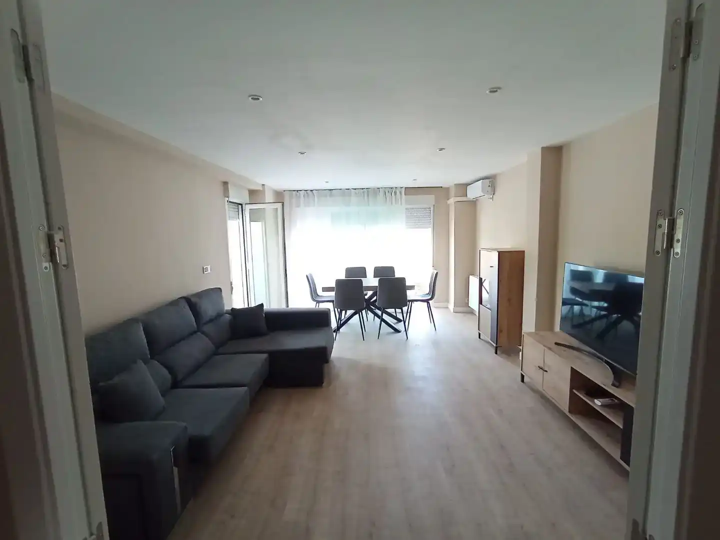 Wohnzimmer von Wohnung zur Miete in  Córdoba Capital mit Klimaanlage und Balkon