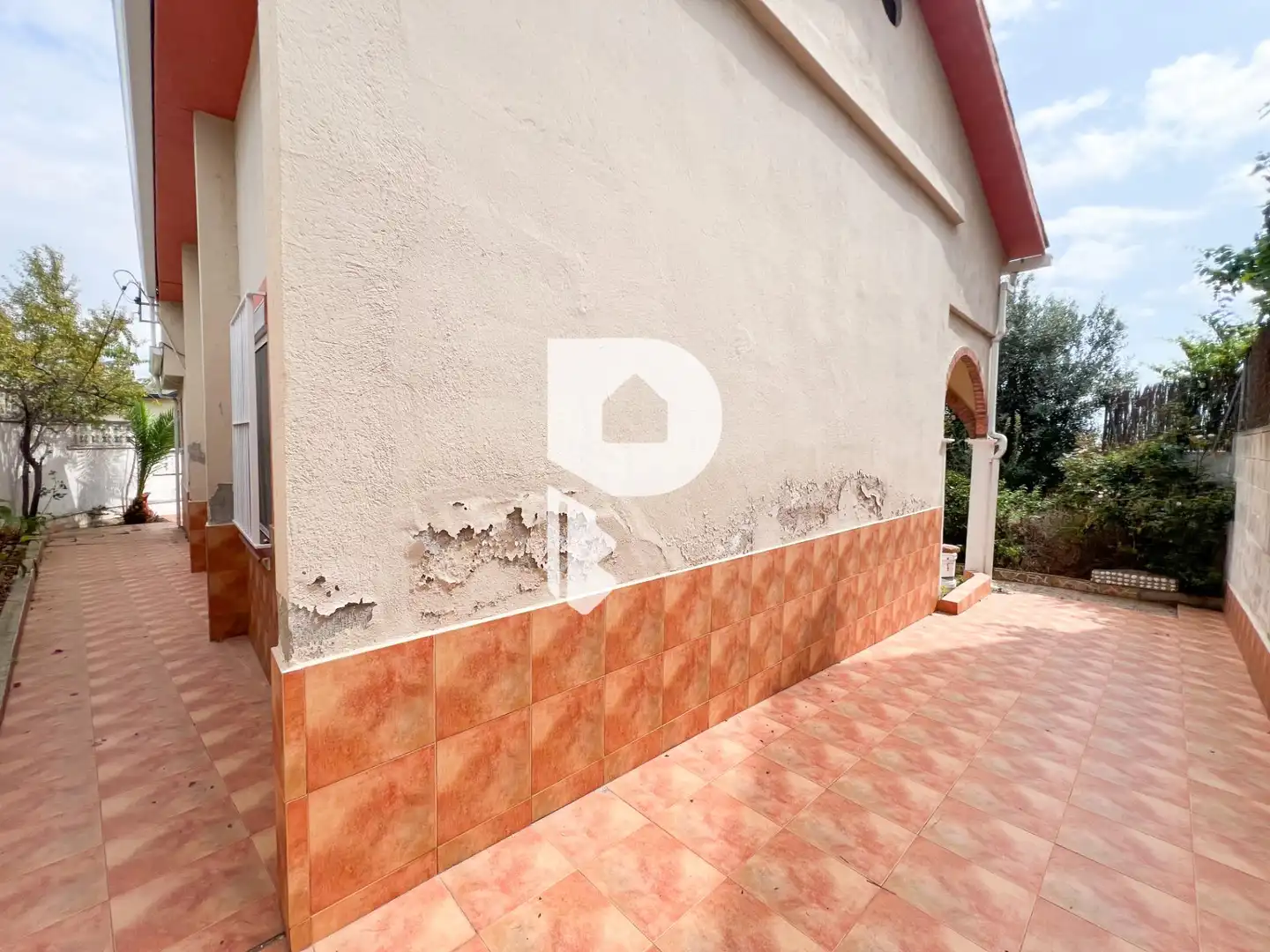 Vista exterior de Casa o chalet en venta en Sant Boi de Llobregat con Calefacción, Jardín privado y Terraza