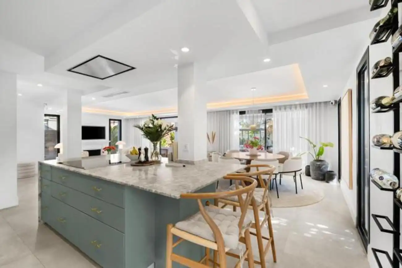 Cocina de Casa o chalet de alquiler en Marbella con Aire acondicionado, Calefacción y Jardín privado