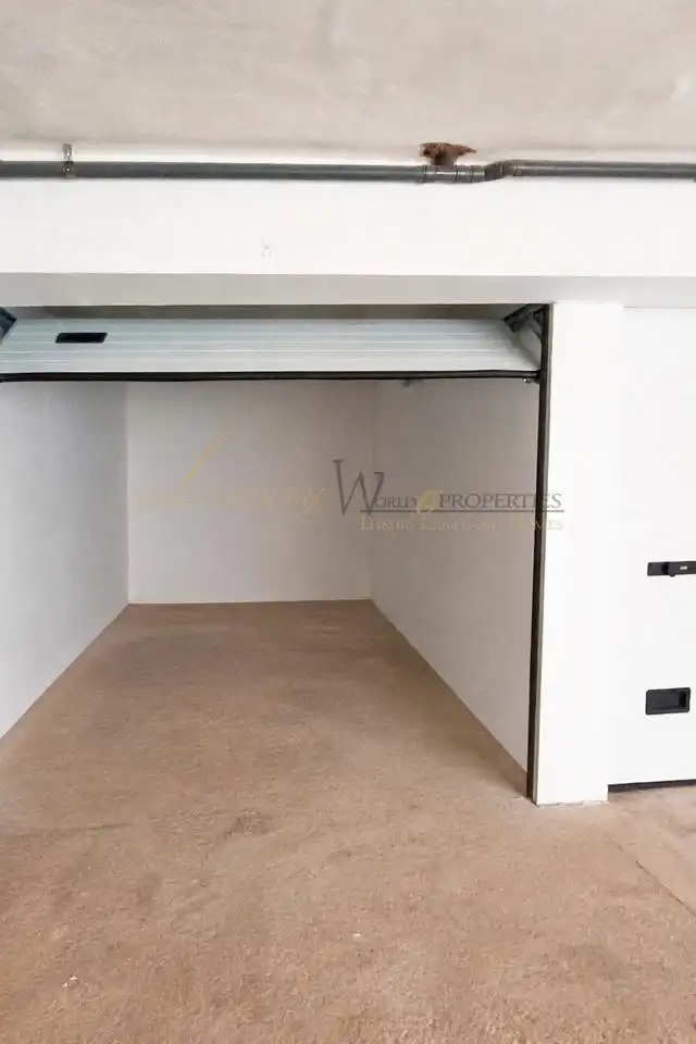 Garaje en venta en Adeje