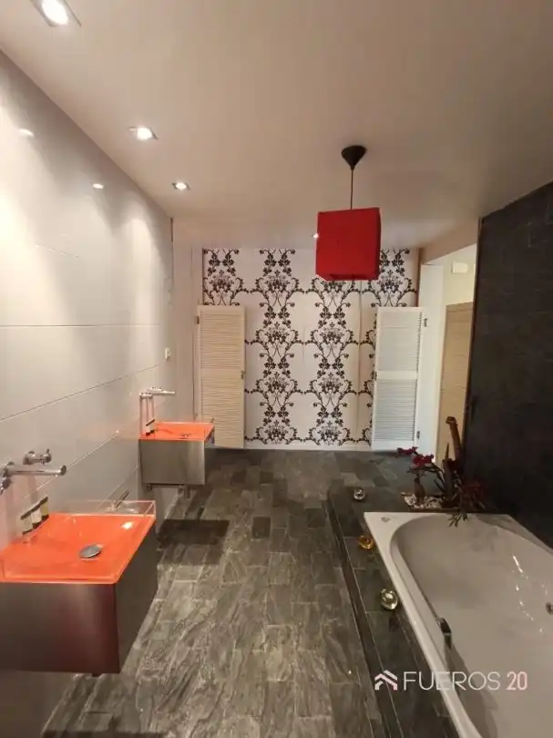 Piso en venta en Txabarri - La Unión - Vista Alegre