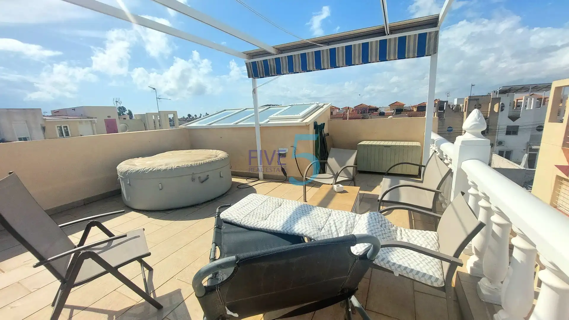 Casa con terraza en venta en Zona Carrefour - Urbanizaciones, imagen 19