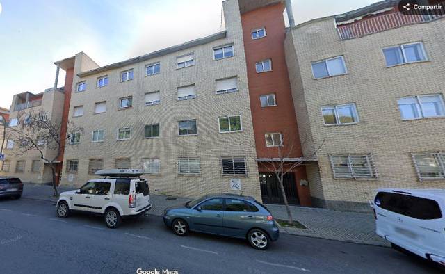 Piso en Venta en Calle valles, 15 en Los Valles