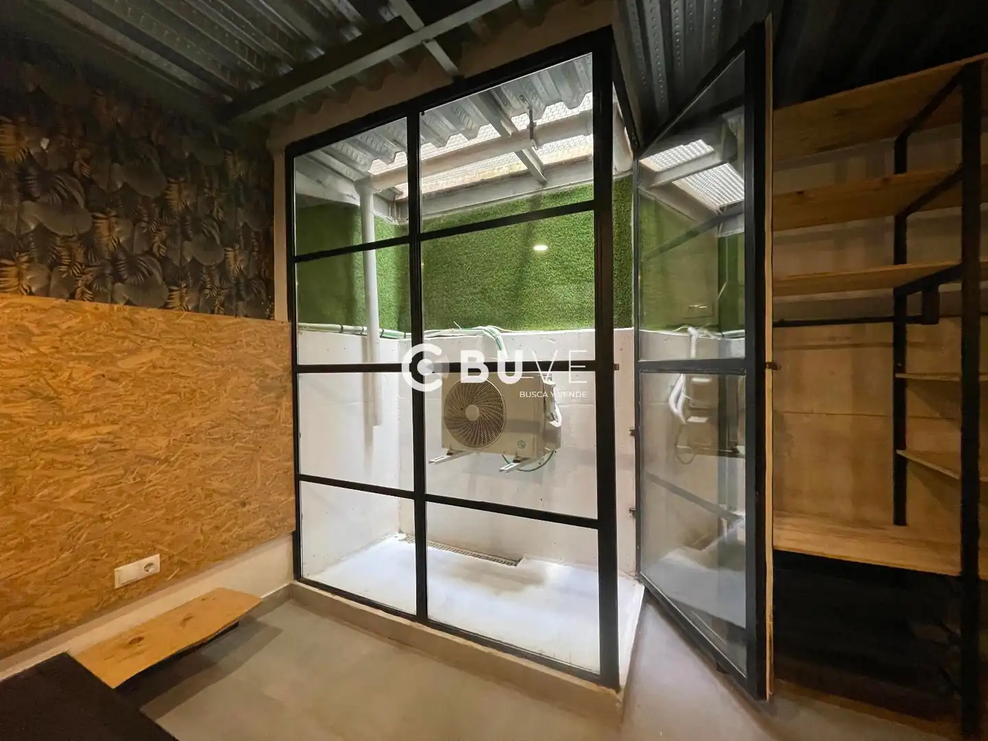 Houses for sale in Sevilla  with Air Conditioner, Terrace and Swimming Pool