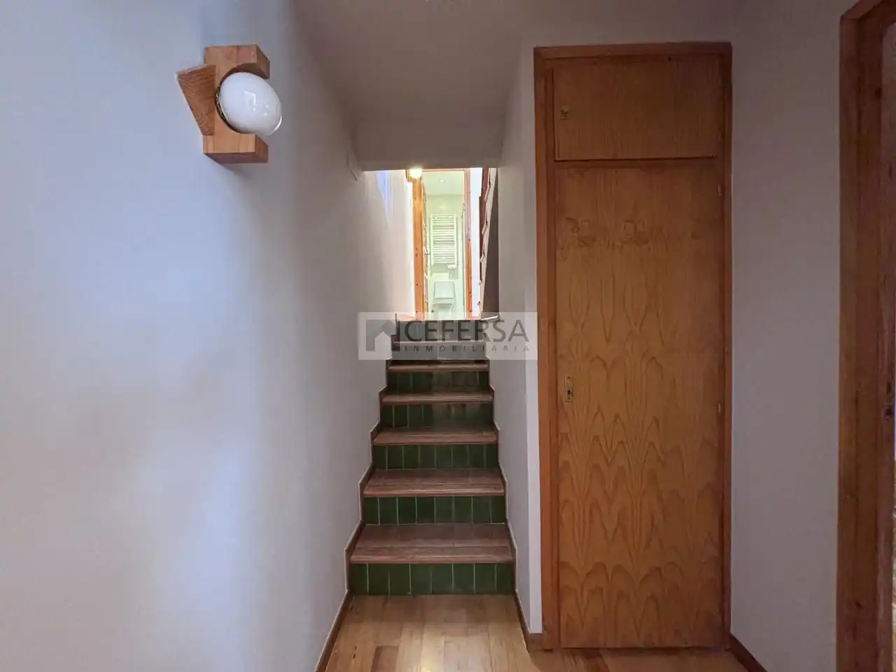 Haus oder Chalet zur Miete in Alp mit Heizung, Privatgarten und Parkett