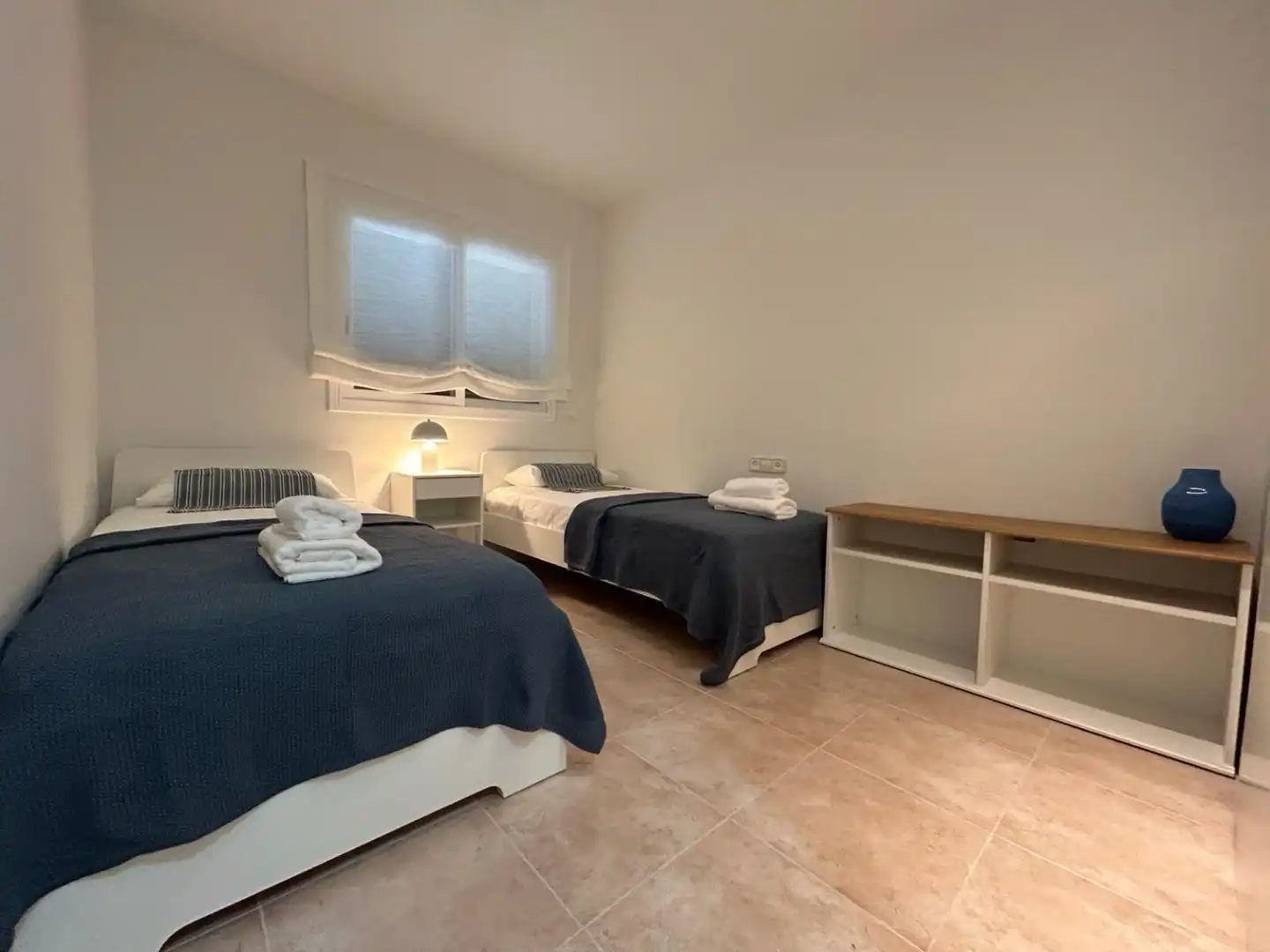 Habitación de Apartamento en venta en Sant Feliu de Guíxols con Aire acondicionado, Calefacción y Terraza