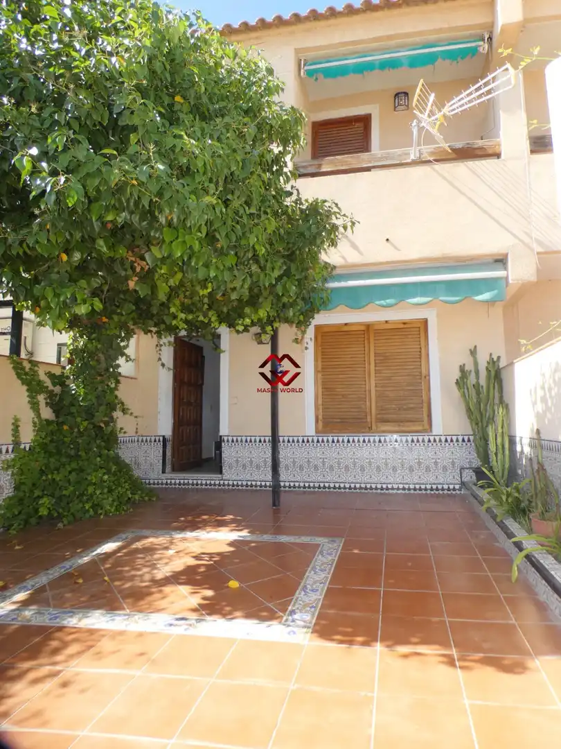 Vista exterior de Dúplex en venta en Mazarrón con Terraza, Amueblado y Balcón