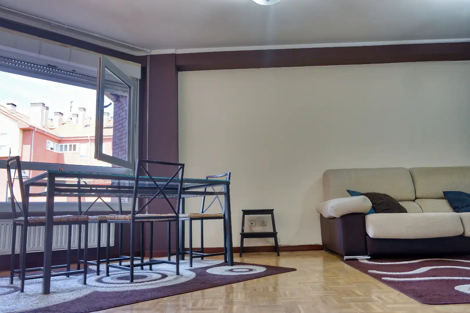 Sala d'estar de Pis en venda en Castrillón amb Calefacció, Jardí privat i Terrassa