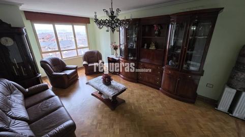 Foto 2 de Piso en venta en Avenida San Agustín, El Carbayedo - El Quirinal, Avilés
