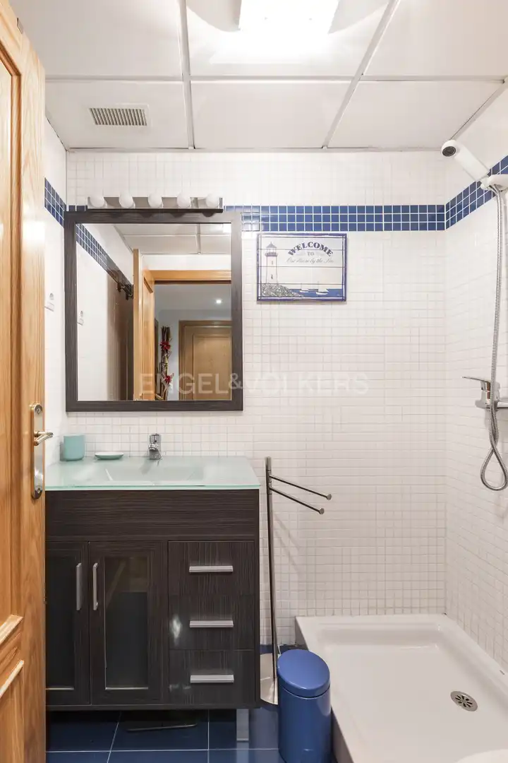 Badezimmer von Wohnung zur Miete in Alcorcón mit Klimaanlage, Heizung und Parkett