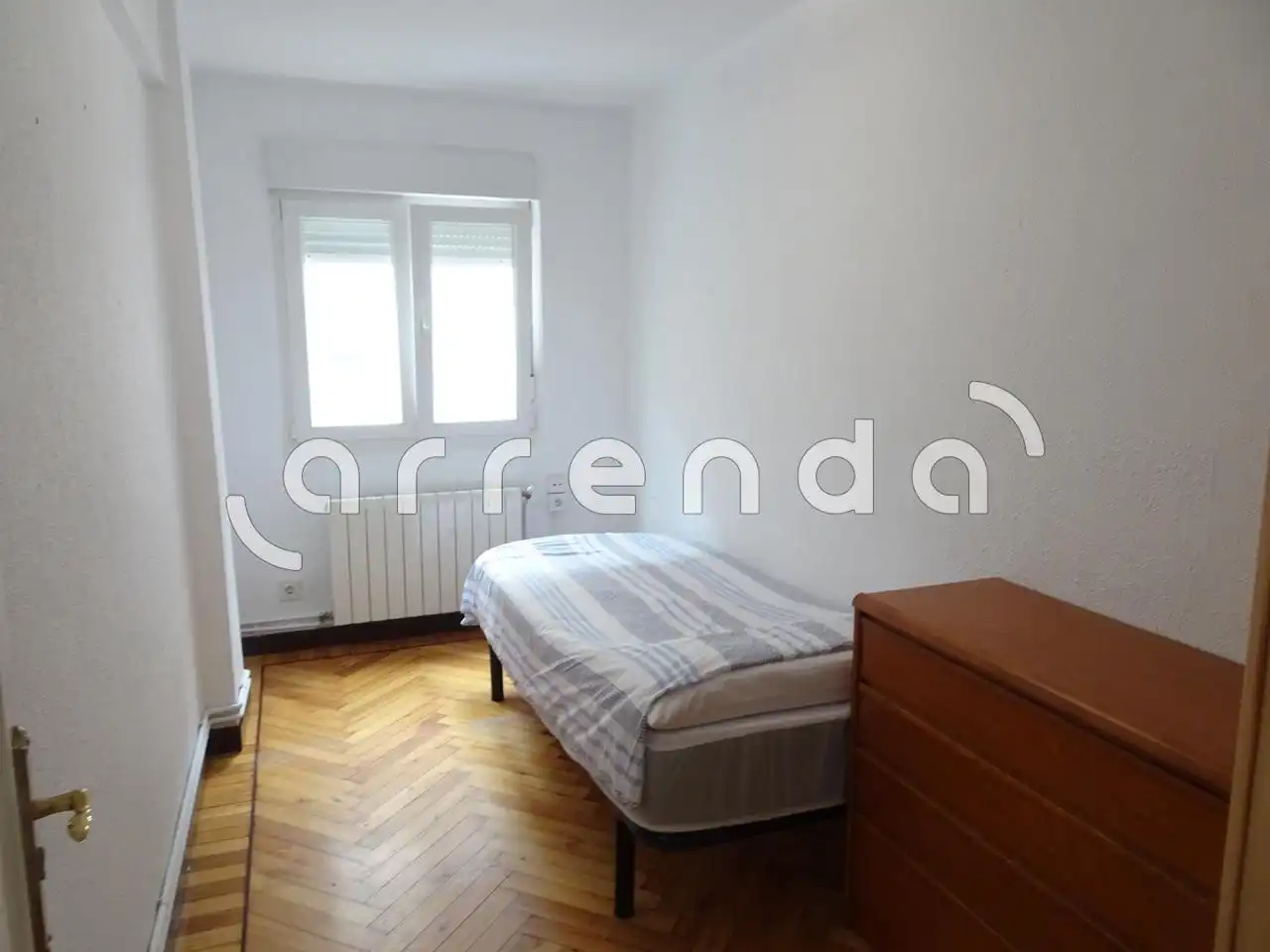 Habitación de Piso de alquiler en Santander con Calefacción y Amueblado