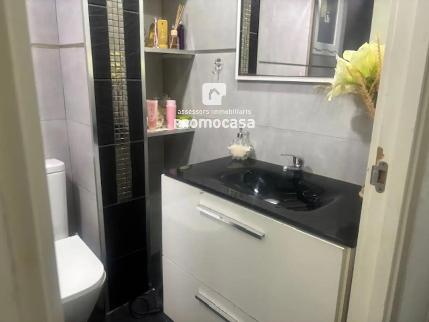 Badezimmer von Wohnung zum Verkauf in Badia del Vallès mit Klimaanlage, Heizung und Terrasse