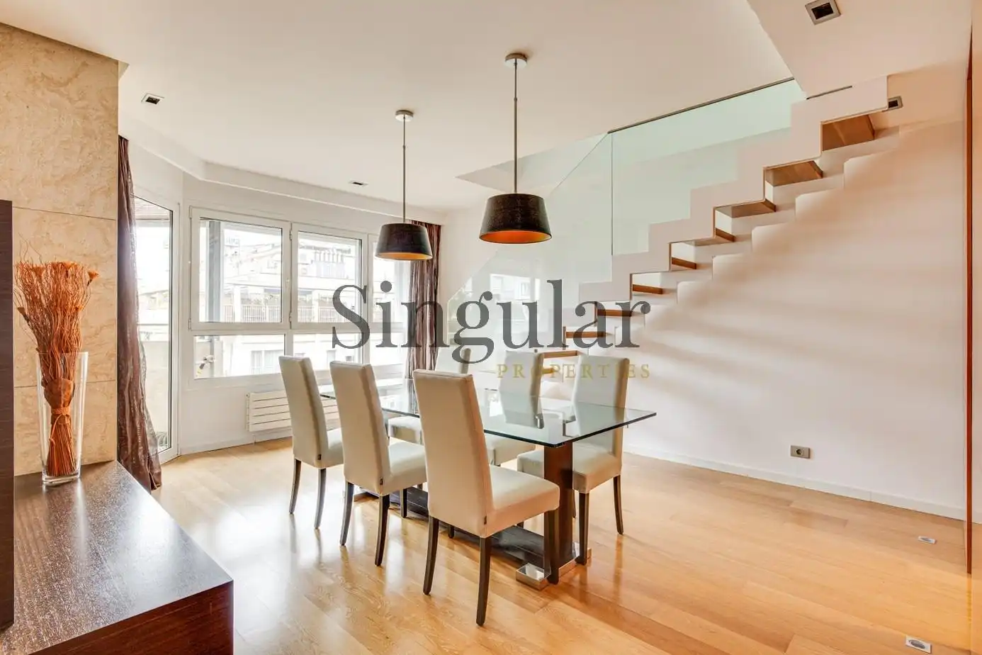 Comedor de Ático en venta en Barcelona con Calefacción, Parquet y Terraza