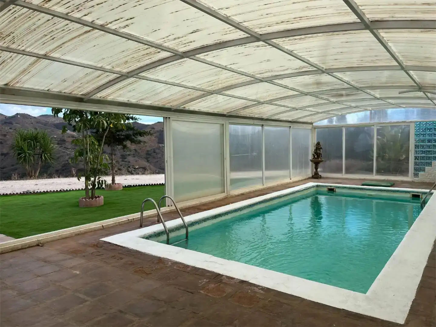Piscina de Finca rústica en venda en Casabermeja amb Piscina